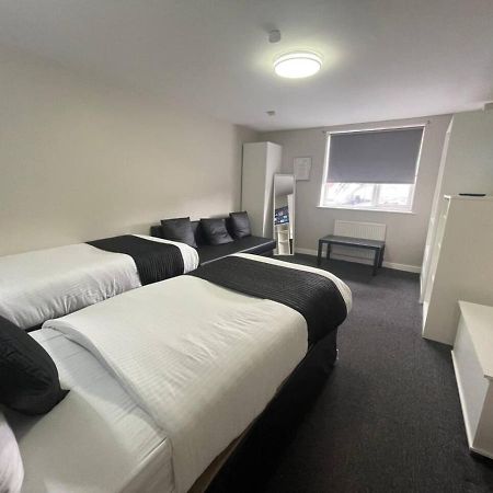 Ryan I Air I Bnb - 102 Mill Street - Free Parking Liverpool Extérieur photo