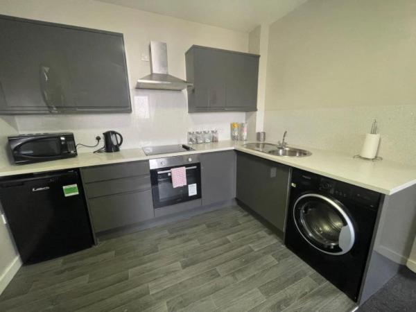 Ryan I Air I Bnb - 102 Mill Street - Free Parking Liverpool Extérieur photo
