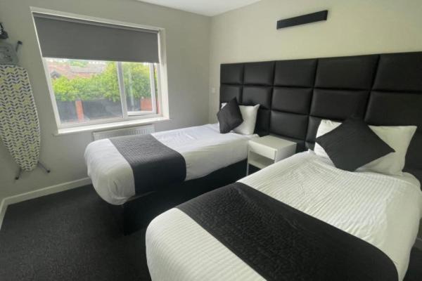 Ryan I Air I Bnb - 102 Mill Street - Free Parking Liverpool Extérieur photo