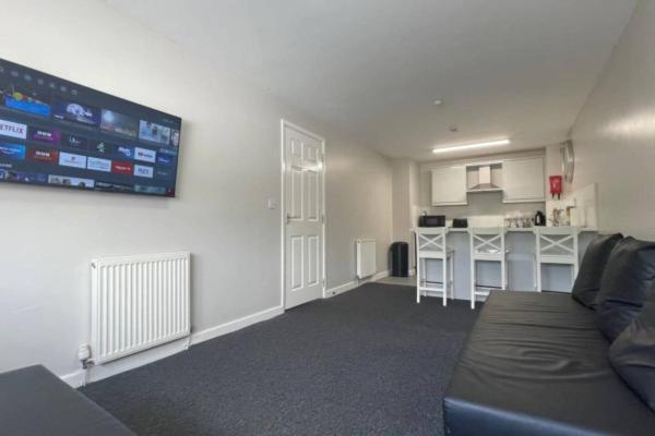 Ryan I Air I Bnb - 102 Mill Street - Free Parking Liverpool Extérieur photo