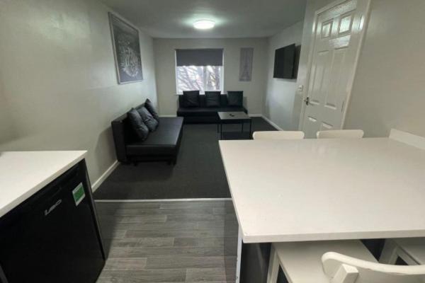 Ryan I Air I Bnb - 102 Mill Street - Free Parking Liverpool Chambre photo